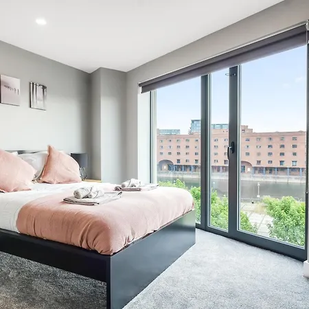 Waterfront Luxury Apartment Liverpool Exterior photo