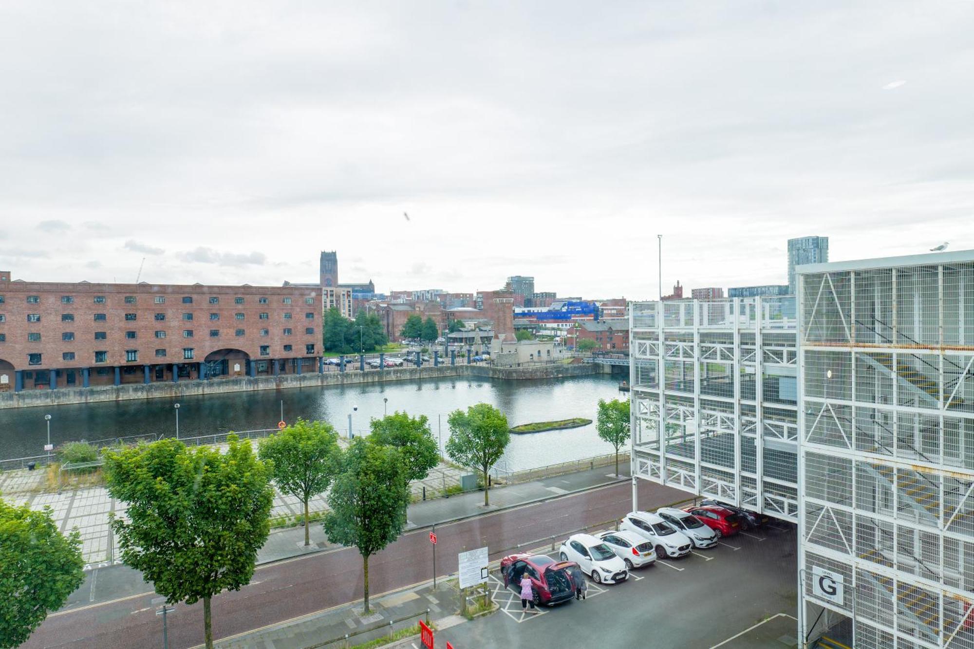 Apartment Waterfront Luxury *